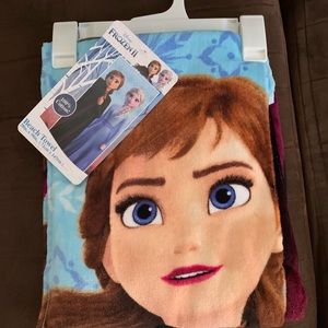 Disney Frozen beach towel